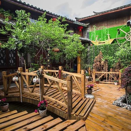 Secret Garden Hotel Лиджанг Екстериор снимка