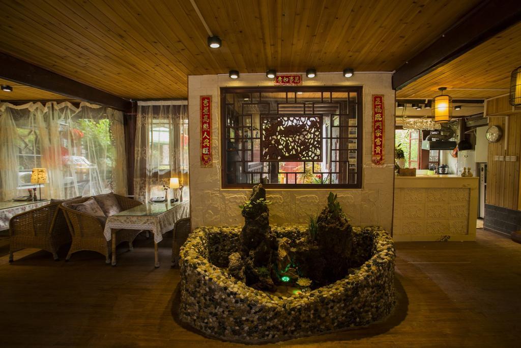 Secret Garden Hotel Лиджанг Екстериор снимка