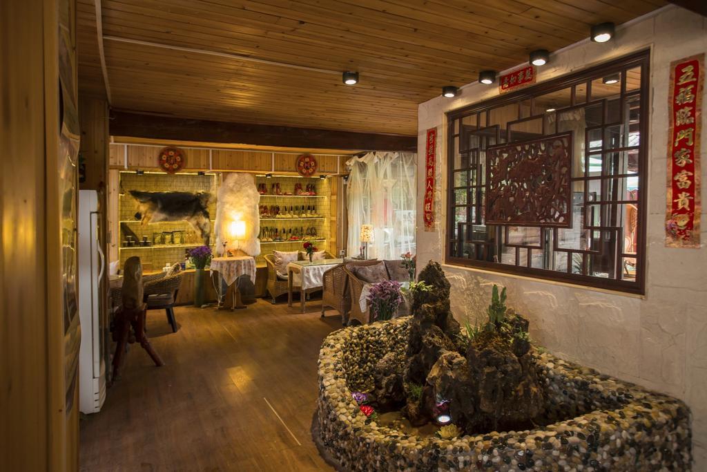 Secret Garden Hotel Лиджанг Екстериор снимка