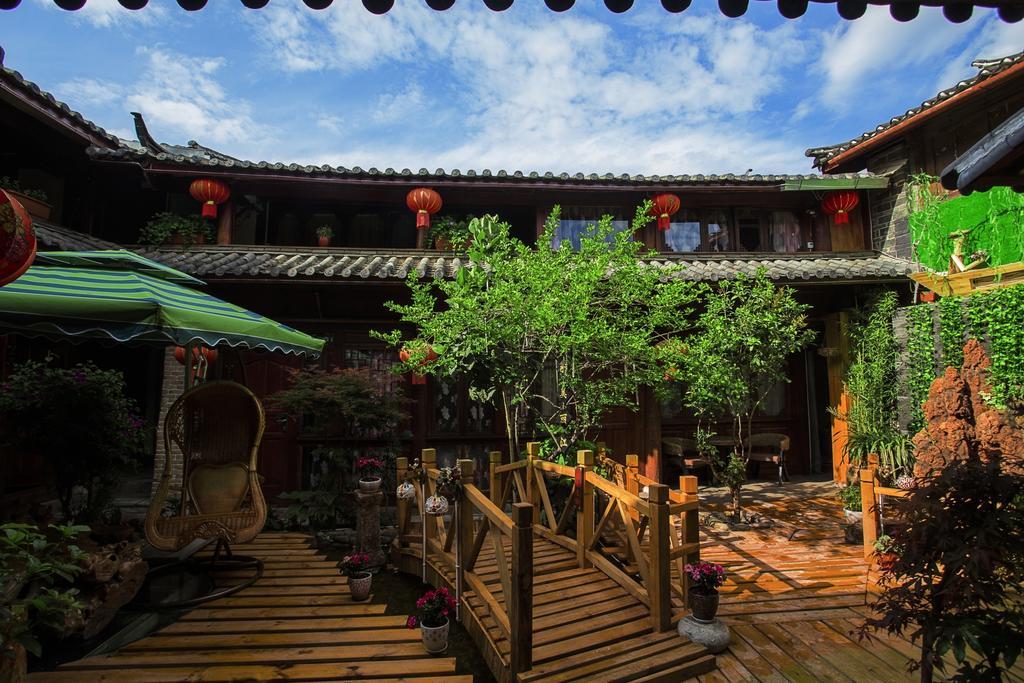 Secret Garden Hotel Лиджанг Екстериор снимка