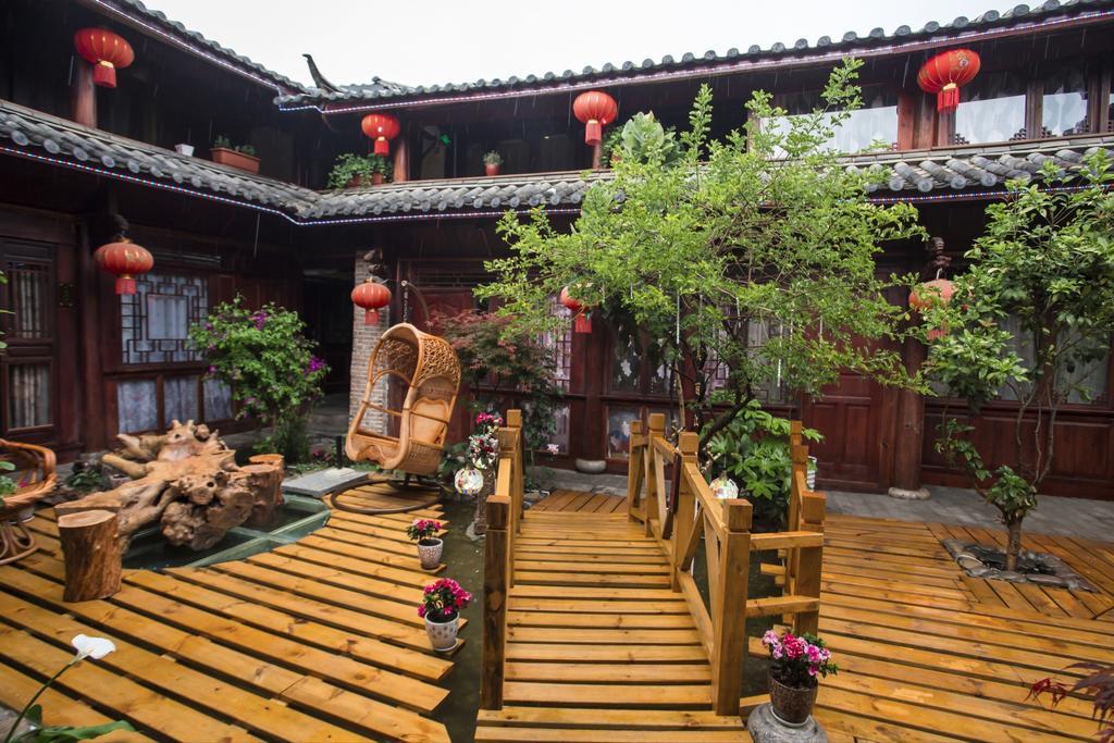 Secret Garden Hotel Лиджанг Екстериор снимка
